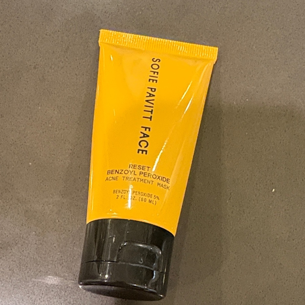 Benzoyl Peroxide Acne Treatment Mask - Yellow